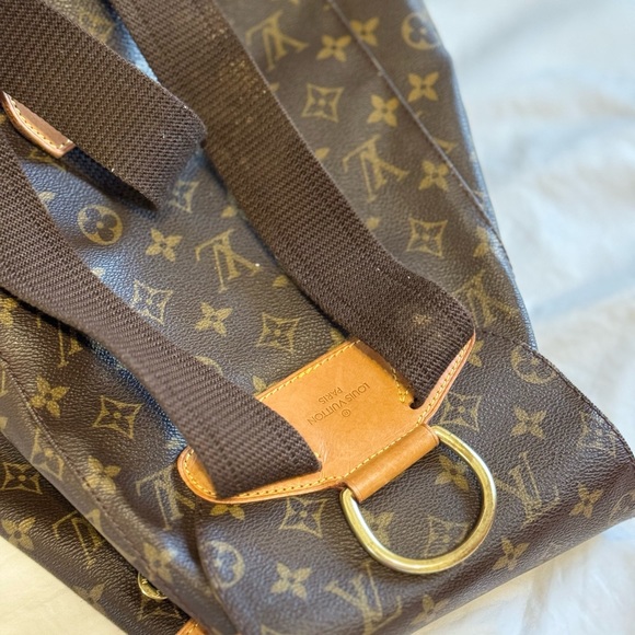 SOLD 💯 % LV Montsouris GM Backpack PRICE DROP!! ✳️ - Picture 8 of 9